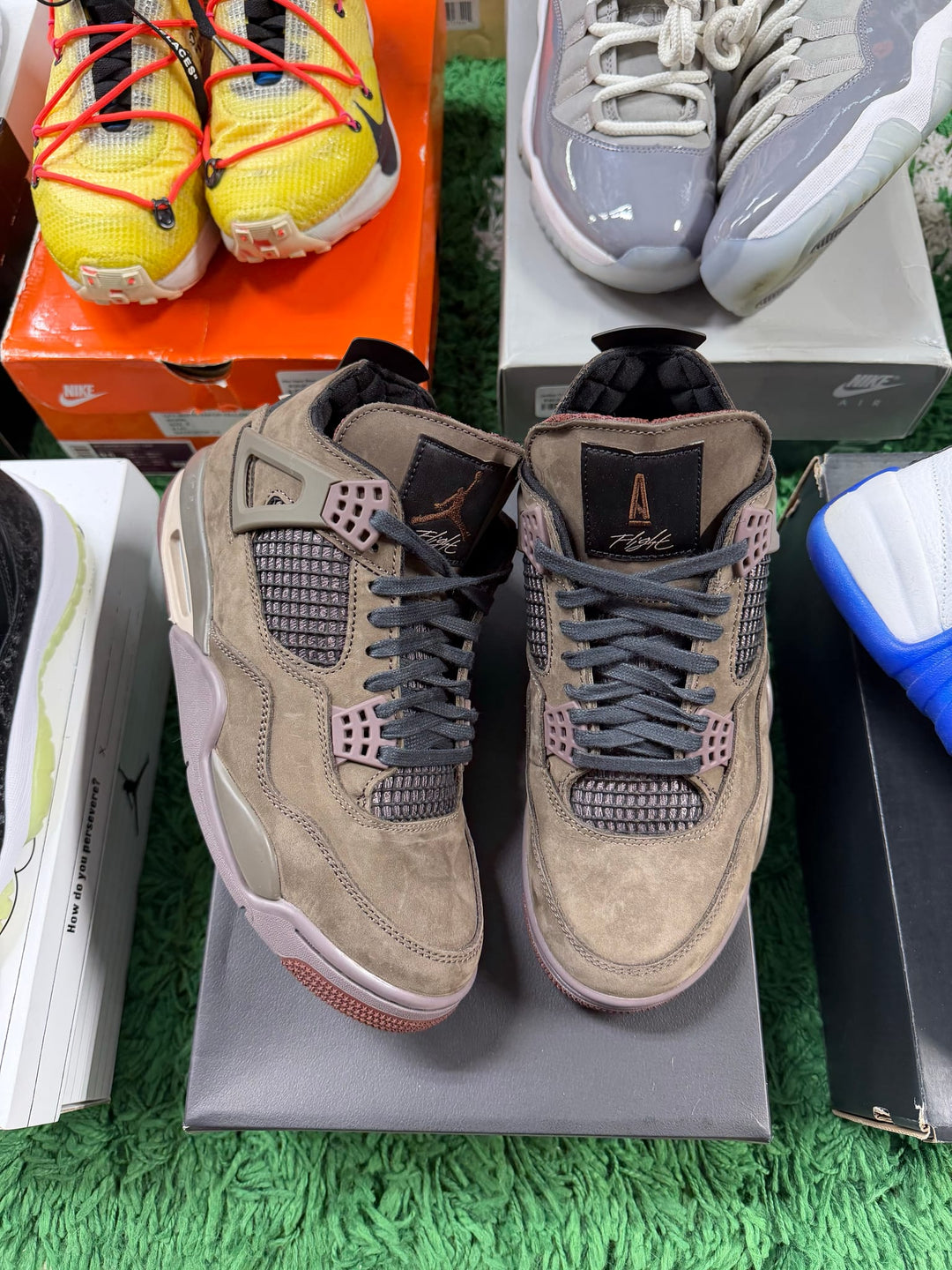 Jordan 4 Retro SP A Ma Maniére Dark Mocha USED