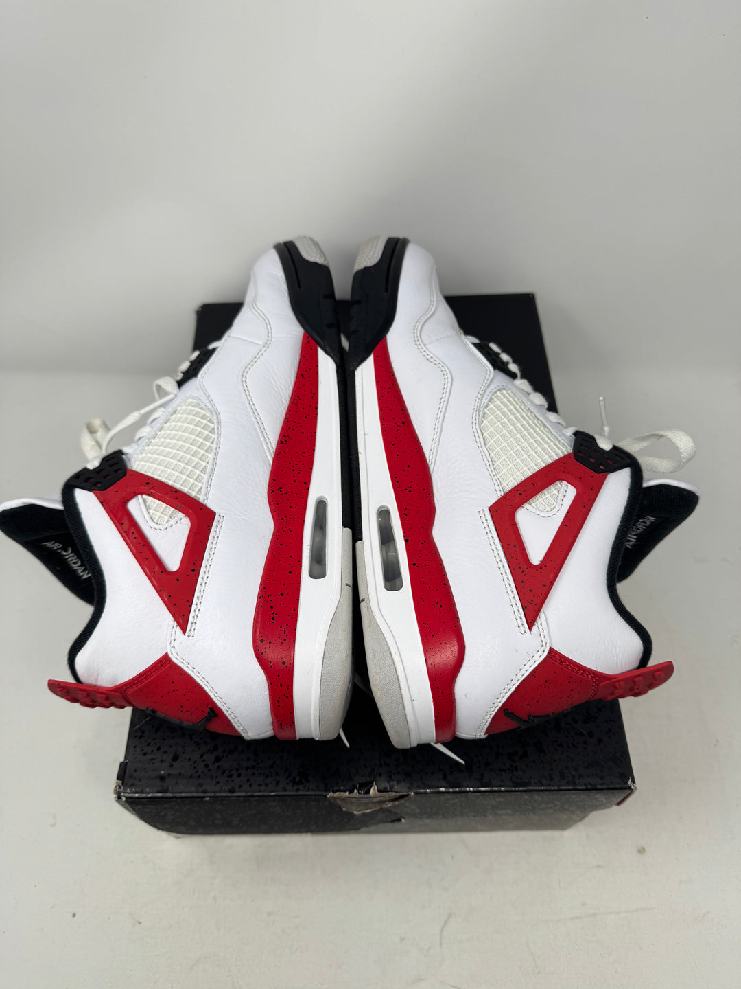 Jordan 4 Retro Red Cement  USED