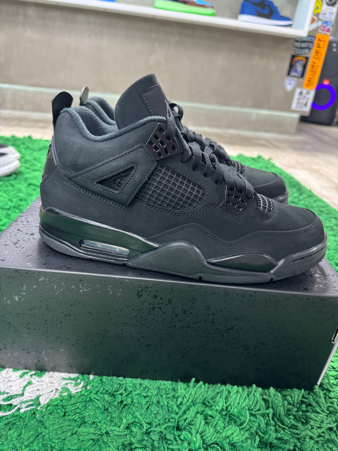 Jordan 4 Retro Black Cat (2025) USED