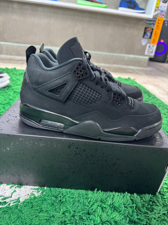 Jordan 4 Retro Black Cat (2025) USED