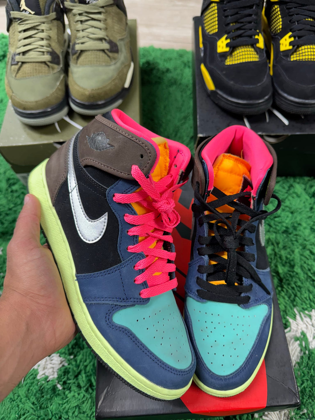 Jordan 1 Retro High Tokyo Bio Hack (GS) USED