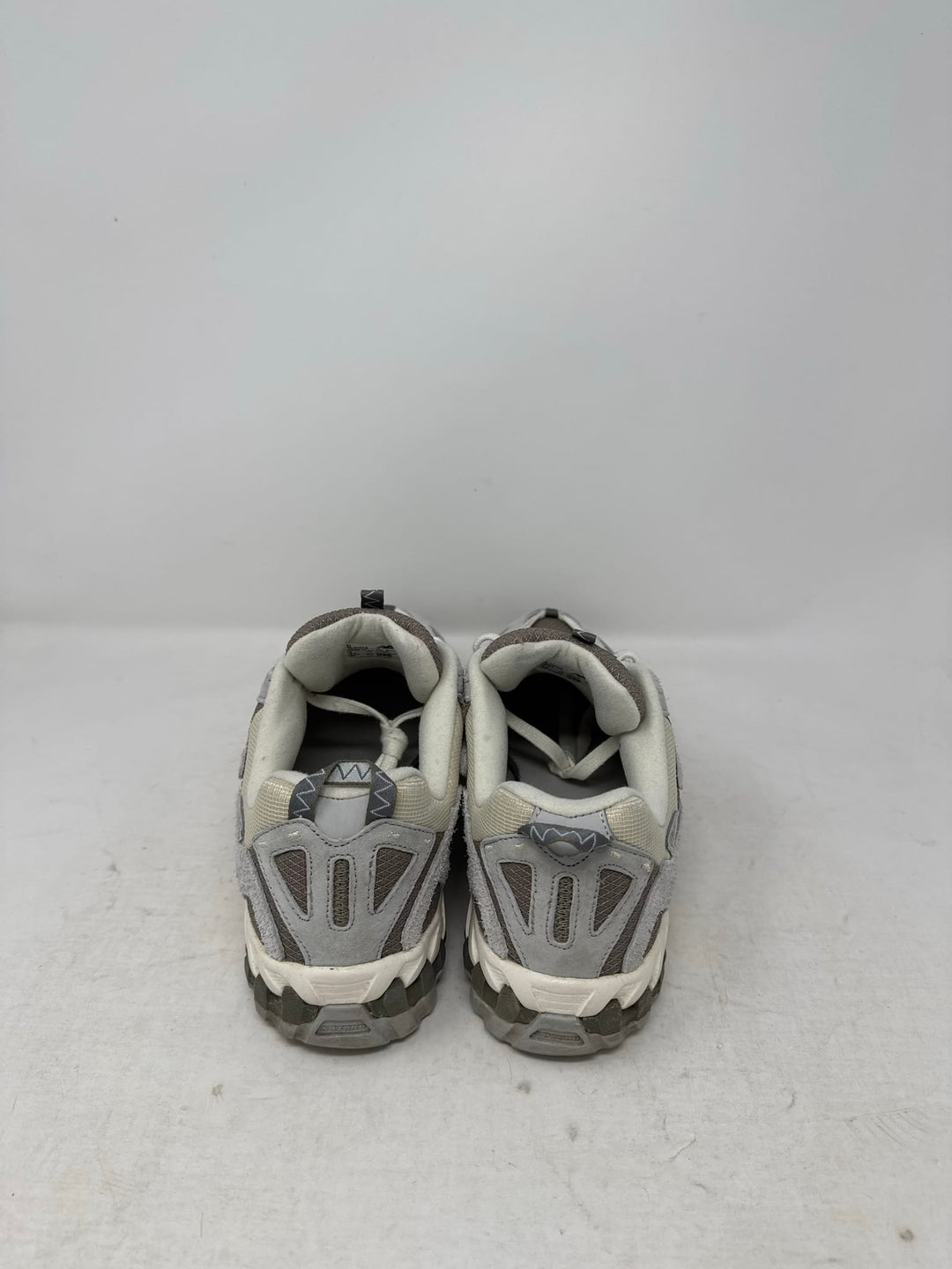 New Balance 610 Brighton Grey Mushroom USED