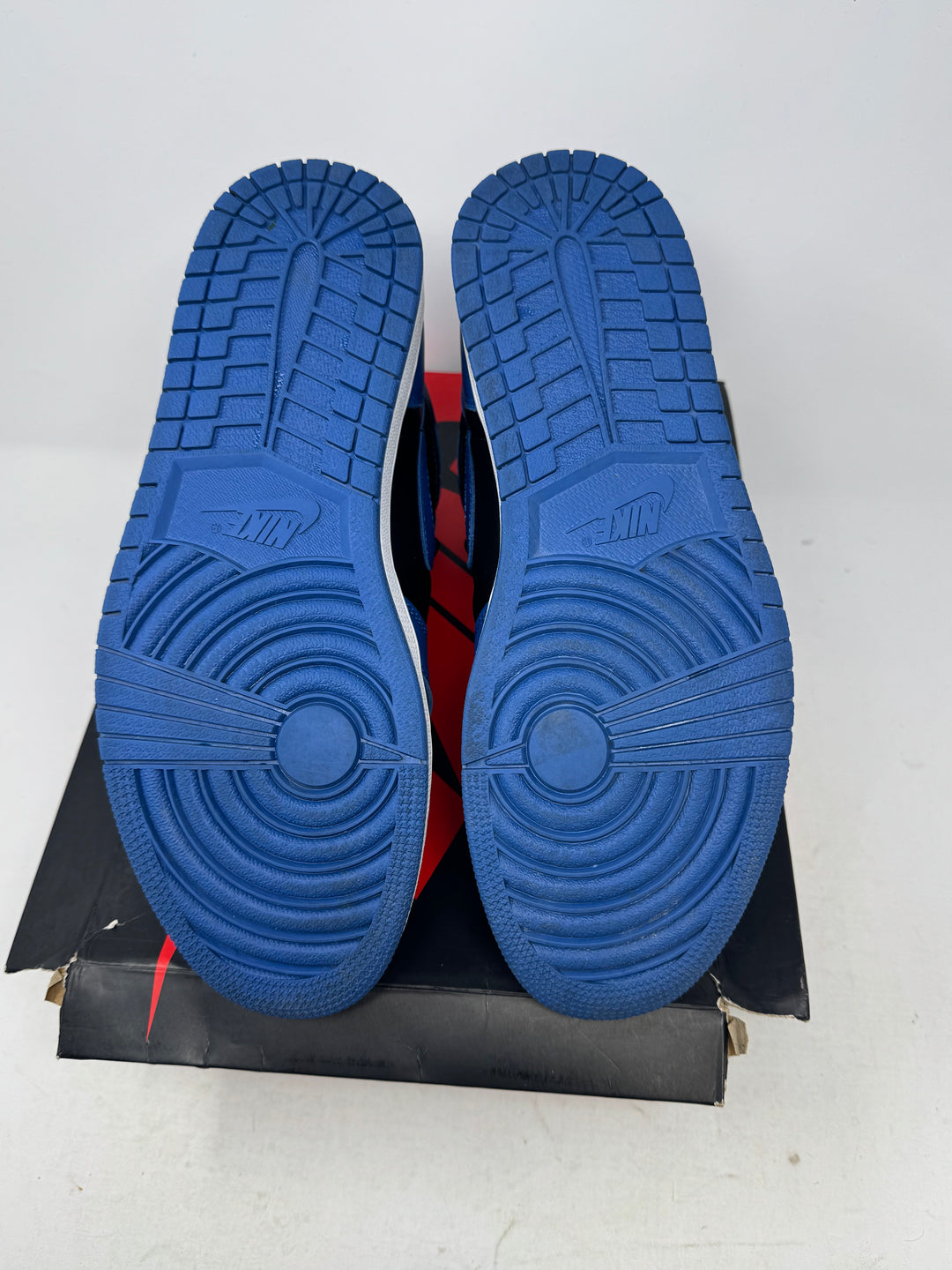 Jordan 1 Retro High OG Dark Marina Blue USED