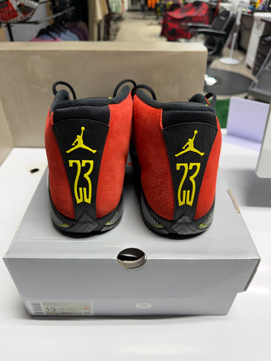 Jordan 14 Retro Ferrari (2025) USED
