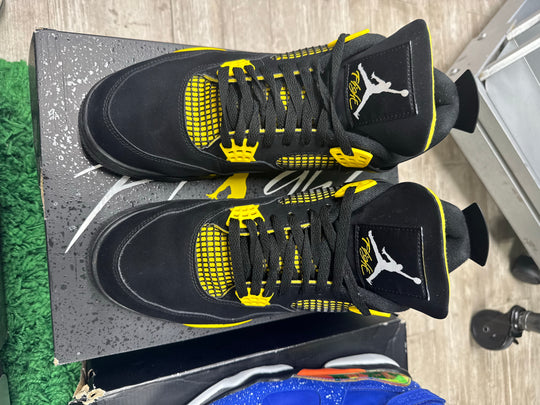 Jordan 4 Retro Thunder (2023) USED