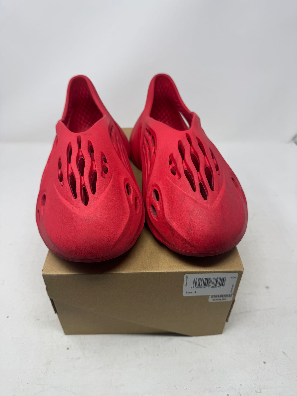 adidas Yeezy Foam RNNR Vermillion USED