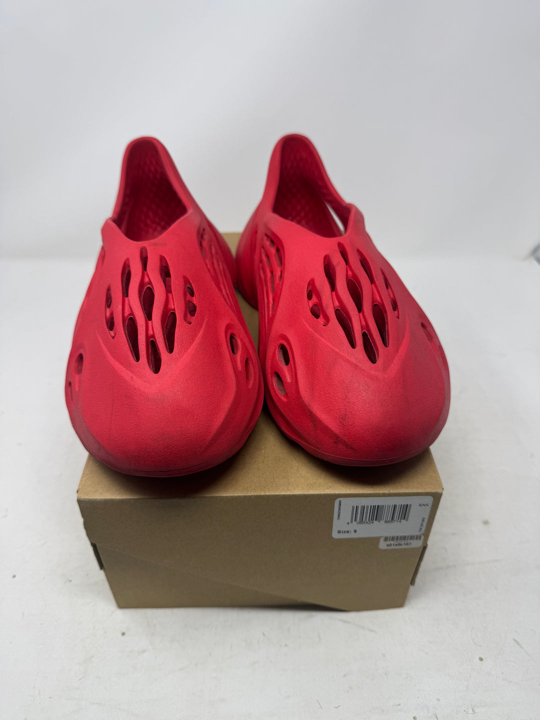 adidas Yeezy Foam RNNR Vermillion USED