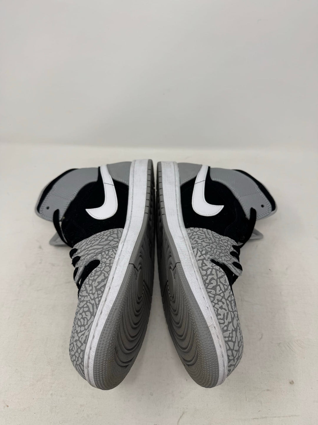 Jordan 1 Mid SE Elephant Print USED