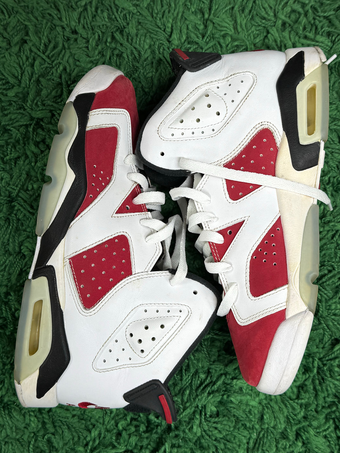 Jordan 6 Retro Carmine (2021) (gs) USED