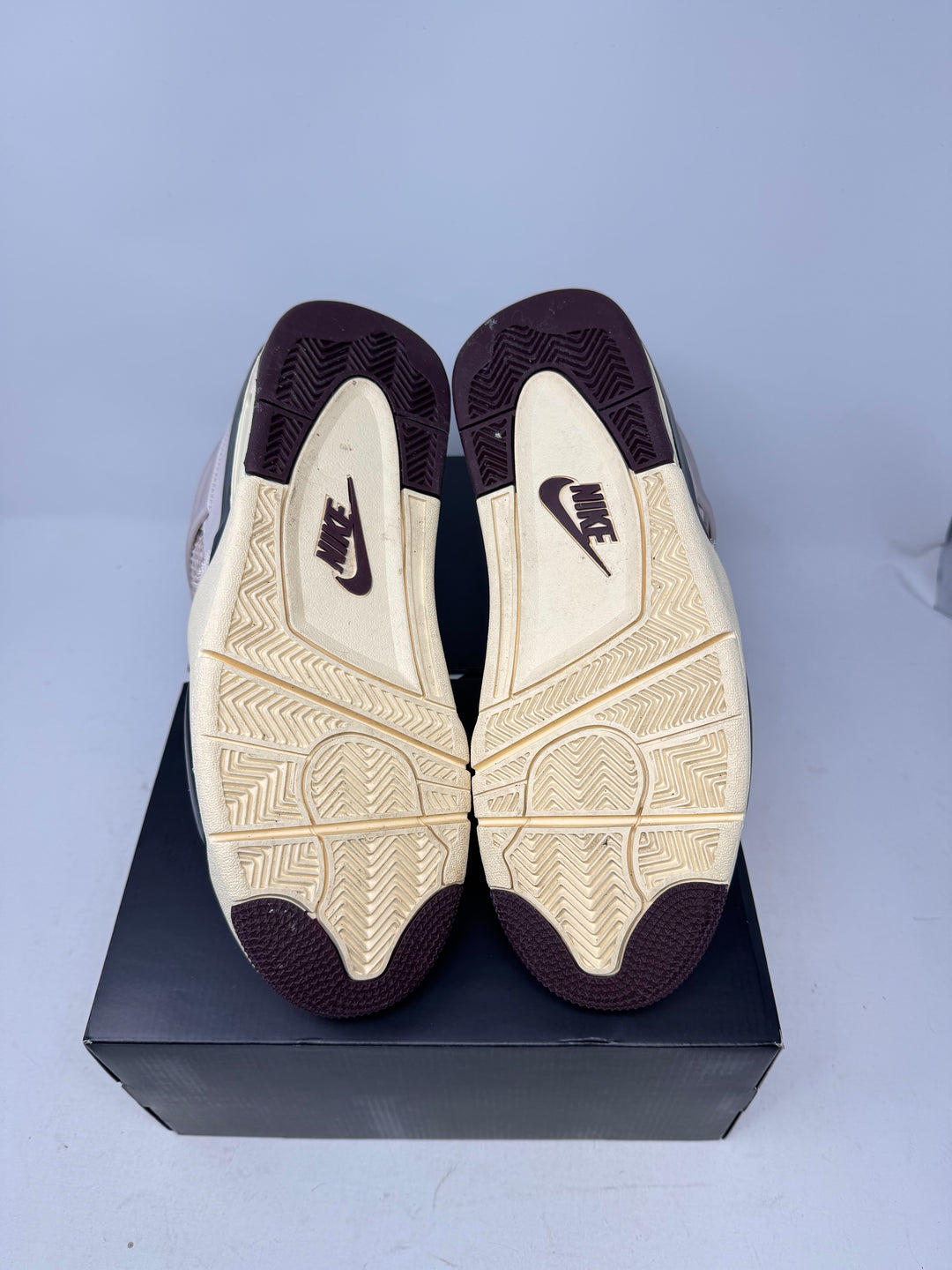 Jordan 4 Retro OG SP A Ma Maniére While You Were Sleeping (Women's) USED