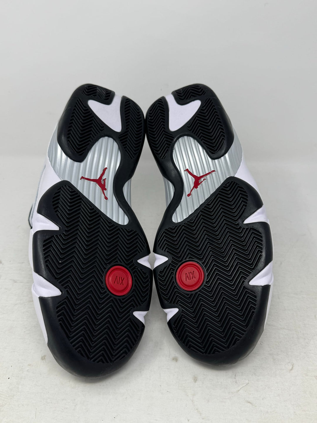 Jordan 14 Retro Black Toe (2024) USED