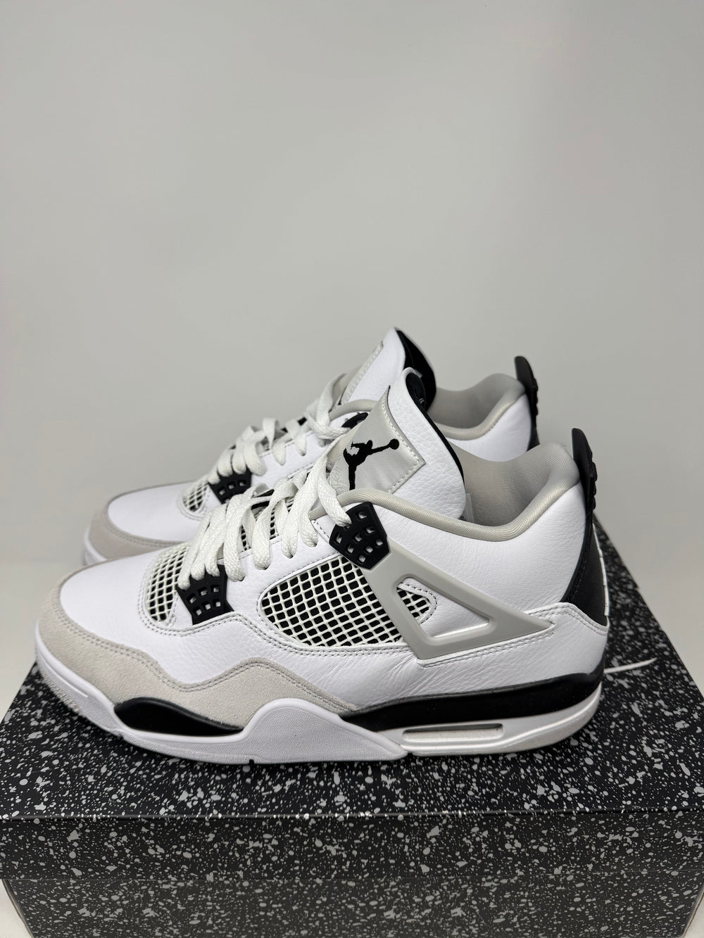 Jordan 4 Retro Military Black USED