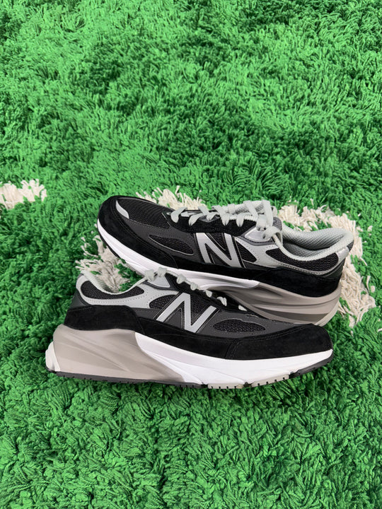 New Balance 990v6 MiUSA Black Grey White USED