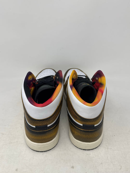 Jordan 1 Mid SE Orange Wear Away USED