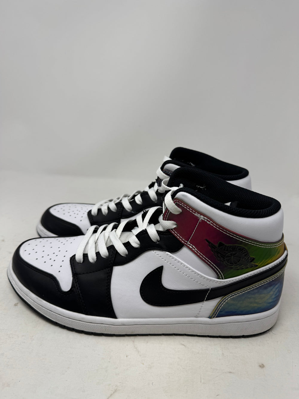 Jordan 1 Mid Heat Reactive USED
