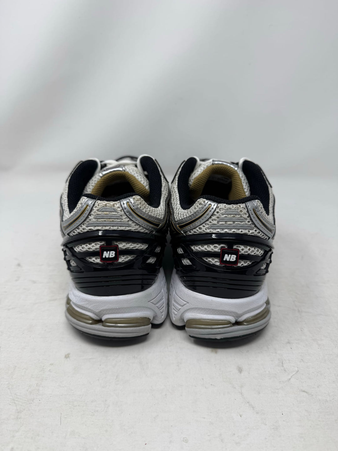 New Balance 1906R White Metallic Gold USED