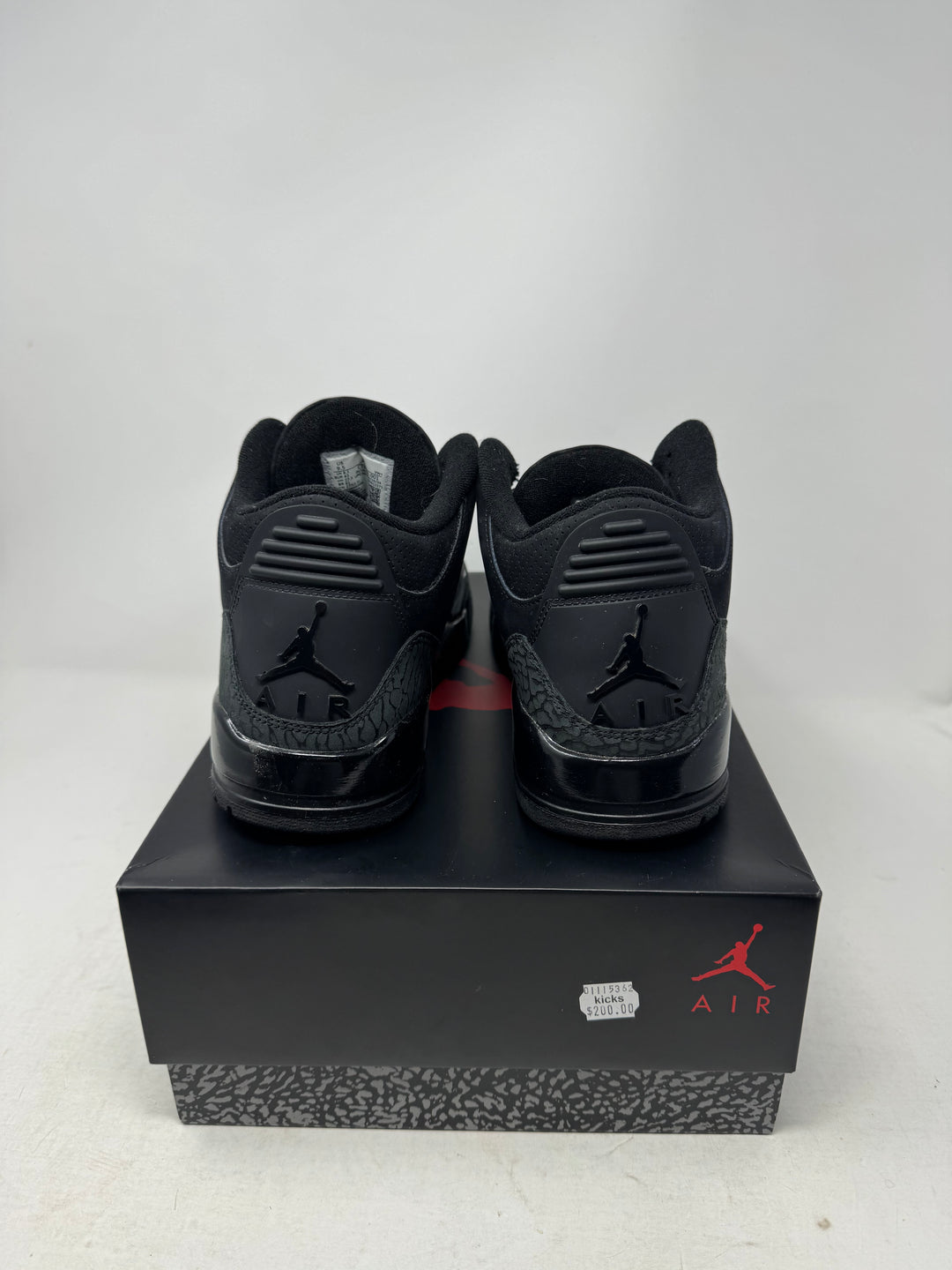 Jordan 3 Retro Black Cat (2025) USED