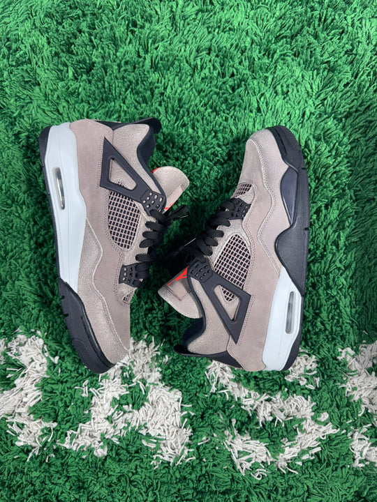 Jordan 4 Retro Taupe Haze USED