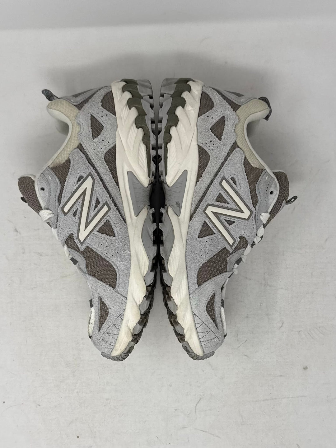 New Balance 610 Brighton Grey Mushroom USED
