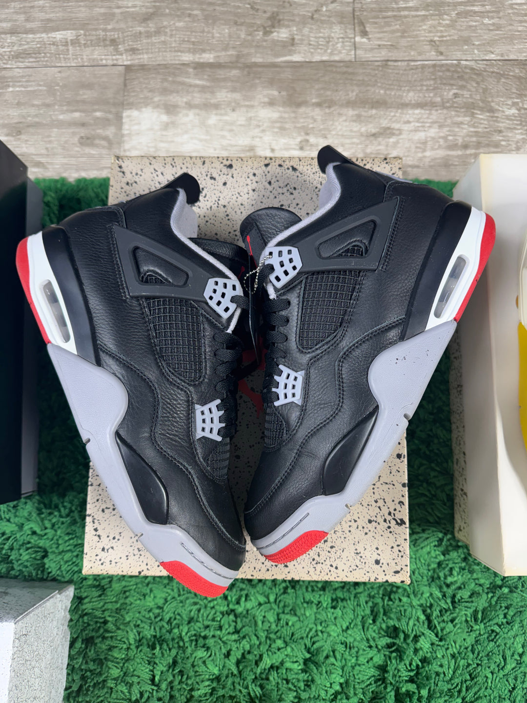 Jordan 4 Retro Bred Reimagined USED