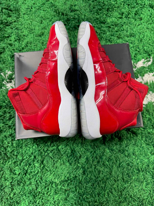 Jordan 11 Retro Win Like 96 (GS) USED