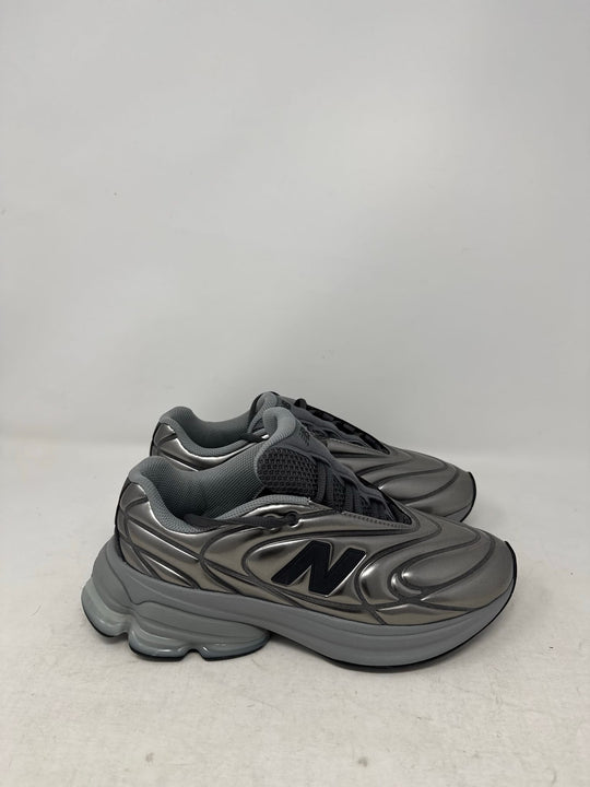 New Balance 5030 Metallic Silver Grey USED