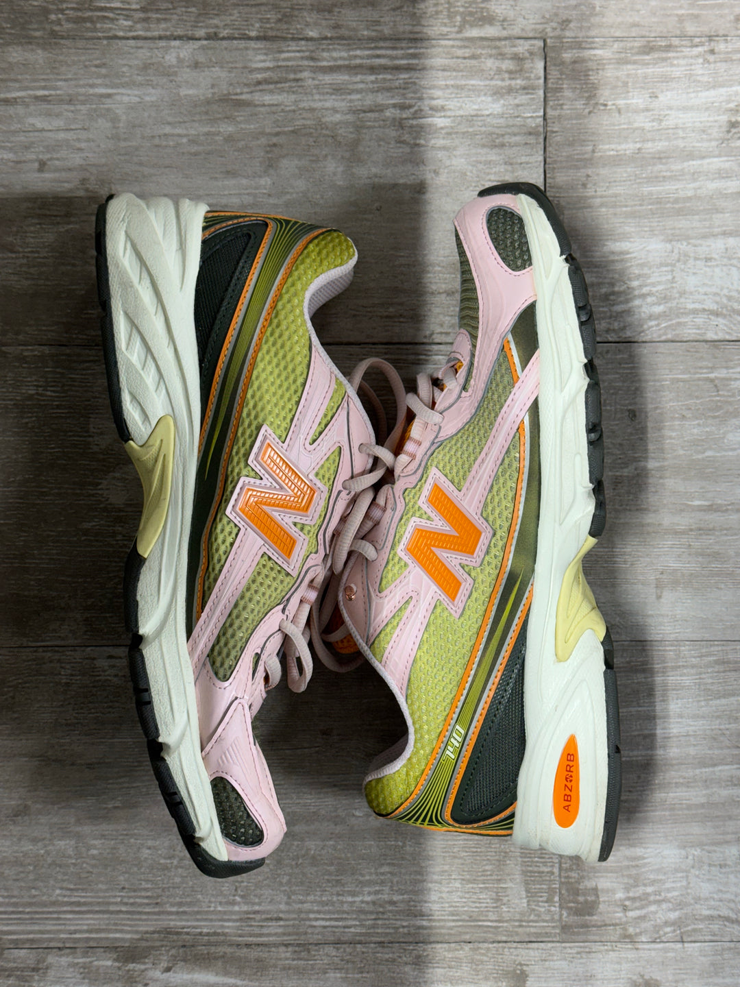 New Balance 740 Concepts Saignée USED