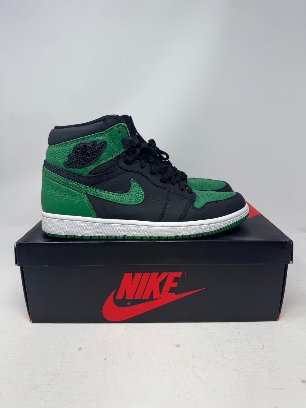 Jordan 1 Retro High Pine Green Black USED