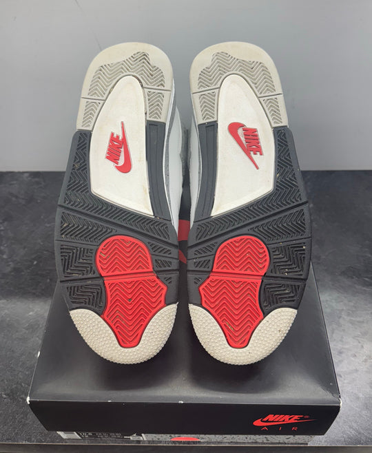 Jordan 4 Retro White Cement (2025) USED