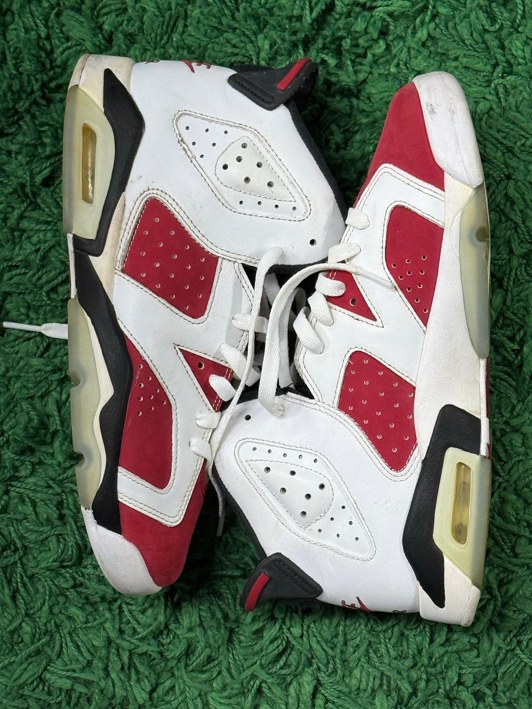 Jordan 6 Retro Carmine (2021) (gs) USED