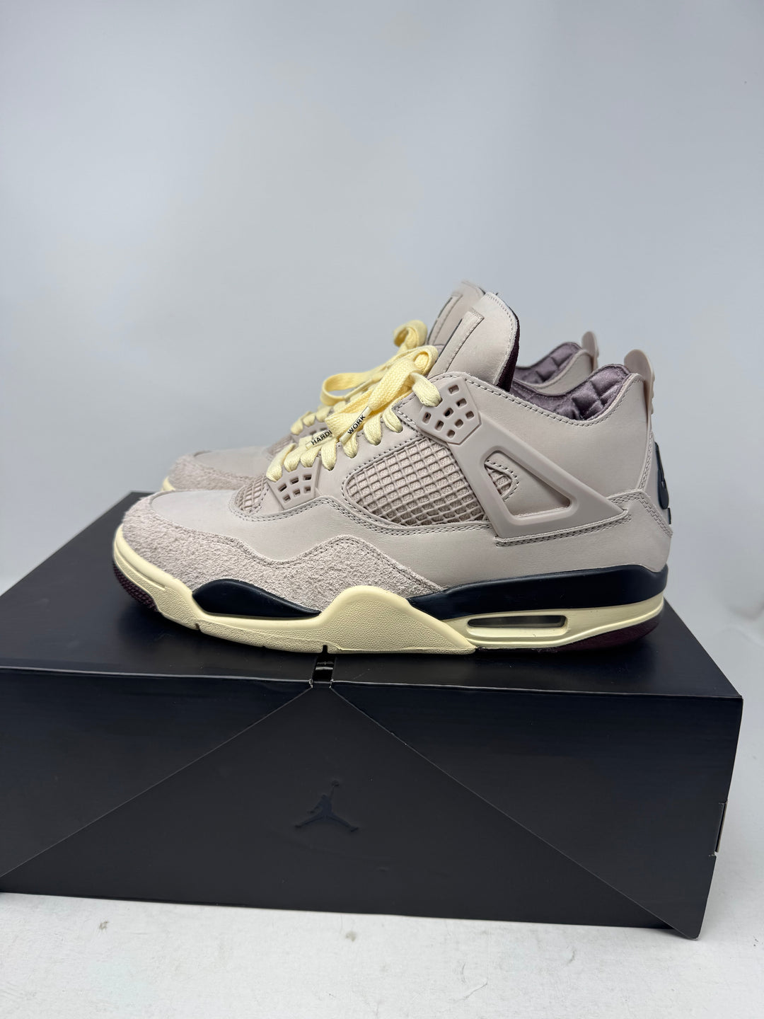 Jordan 4 Retro OG SP A Ma Maniére While You Were Sleeping (Women's) USED