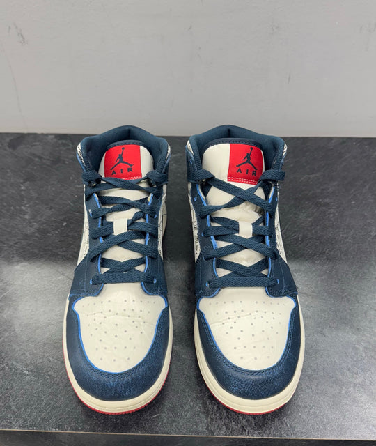 Jordan 1 Mid SE Take Flight Gold Swoosh (GS) USED